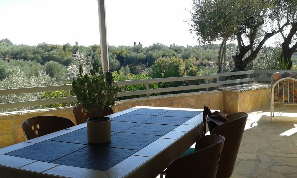 Sunny Holiday Home Kalamata Ngoại thất bức ảnh